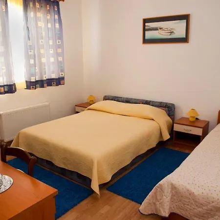 梅特科维奇酒店 3*