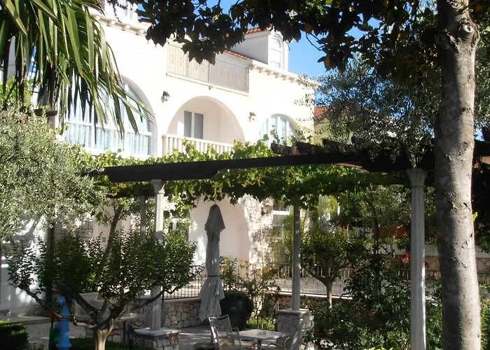 Hotel Metkovic מלון Metković